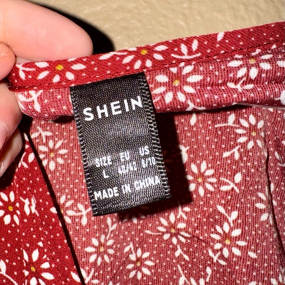 Floral red long-sleeve blouse with elastic waste and sleeves - Picture 8 of 8